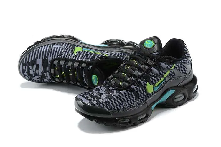 AIR MAX PLUS TN 'CHAMPIONS LEAGUE'