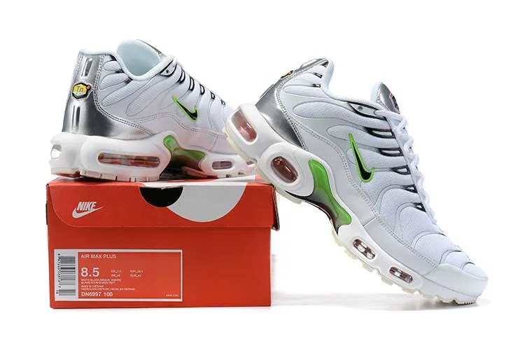 AIR MAX PLUS TN 'NEON METALLIC SILVER'