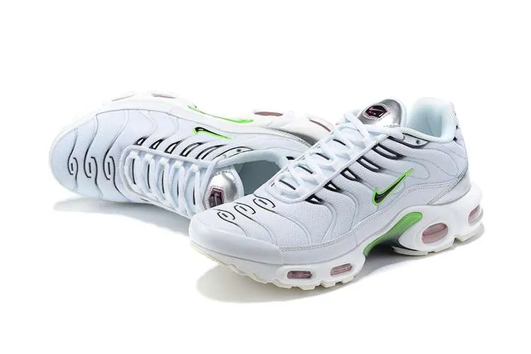AIR MAX PLUS TN 'NEON METALLIC SILVER'