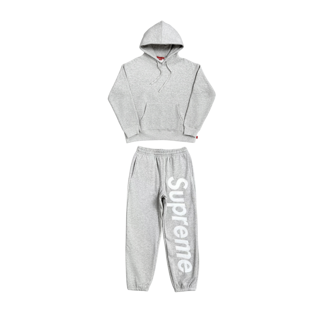CONJUNTO LARGO CON CAPUCHA SUPREME - GRIS CLARO